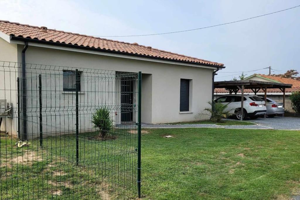 Vila Maison Individuelle Cloturee Coutras Exteriér fotografie